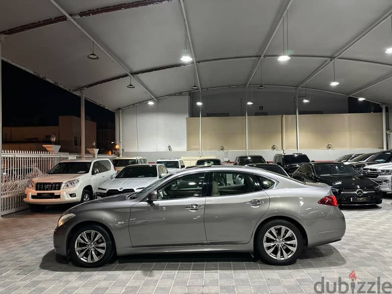 Infiniti Q70 V6 8