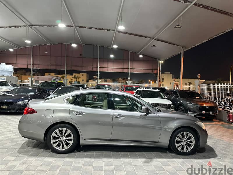 Infiniti Q70 V6 14