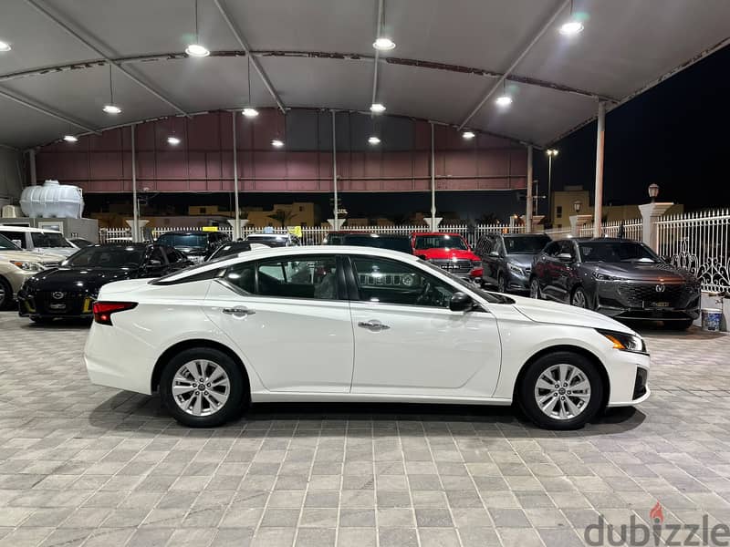 Nissan Altima 2.5 11