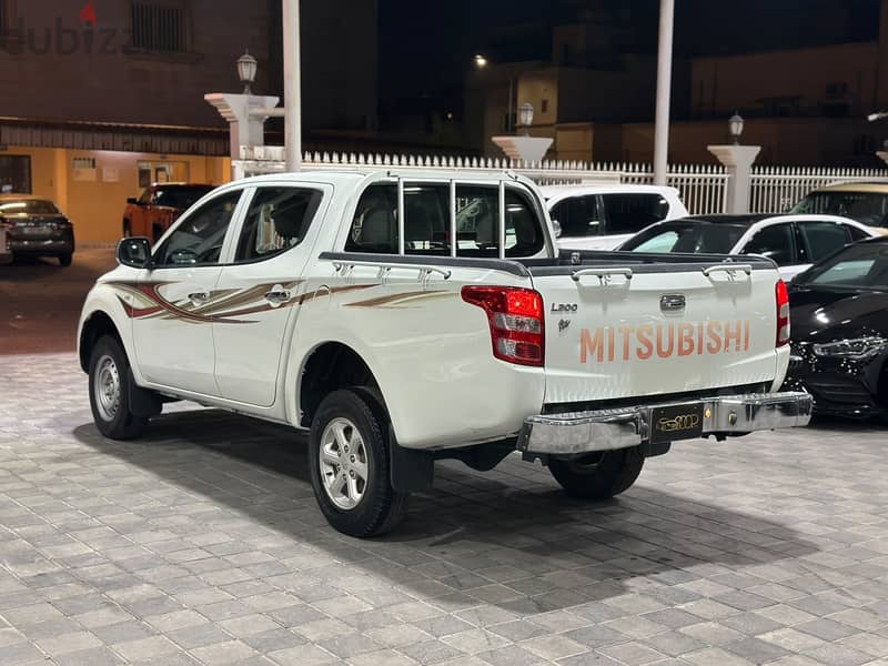  *Mitsubishi L200 V4* 1
