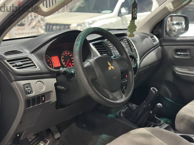  *Mitsubishi L200 V4* 10