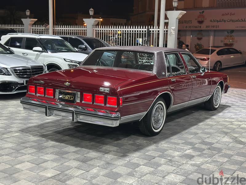 *CHEVROLET CAPRICE CLASSIC 5.0 V8 * 4