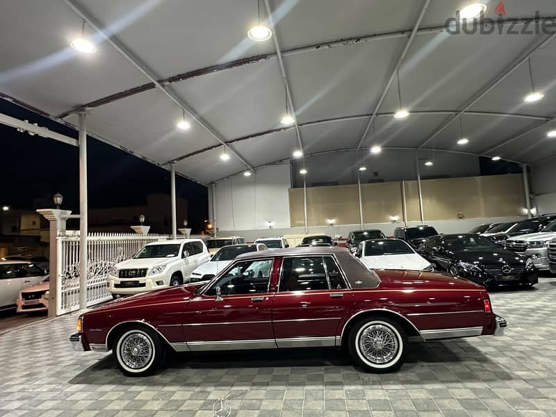 *CHEVROLET CAPRICE CLASSIC 5.0 V8 * 5