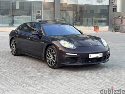Porsche Panamera 2015 Mauve