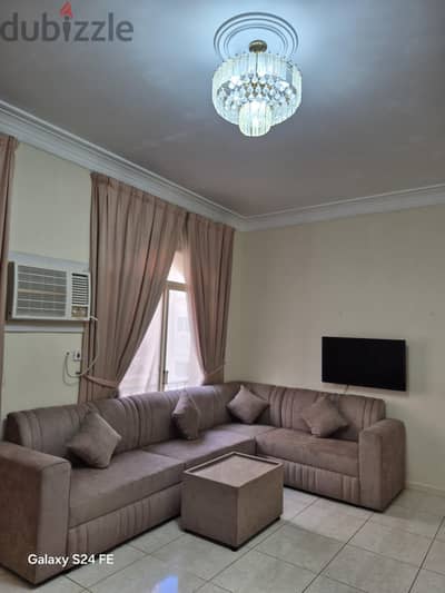 1room available in a 2BHK apartment