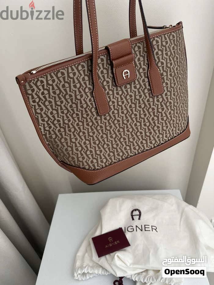 Aignar and MK Orginal Bags 4