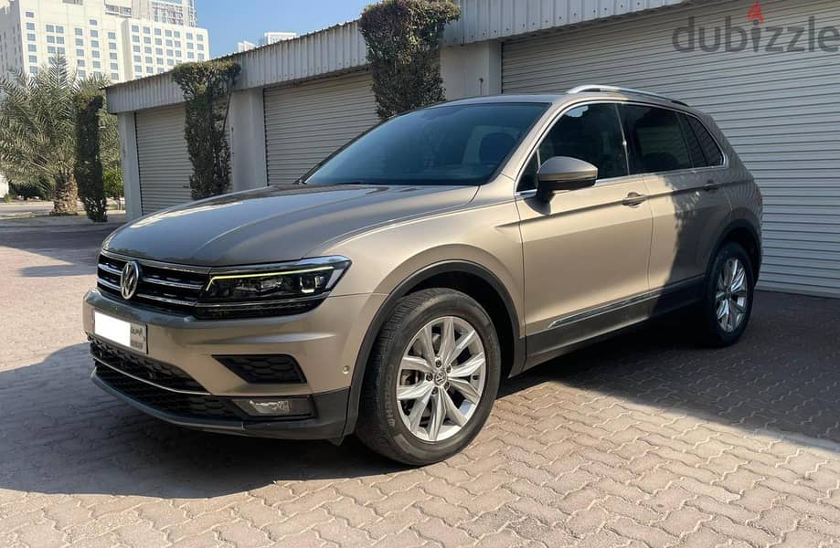Volkswagen Tiguan 2018 2.0 Liter Turbo R-line AWD 1