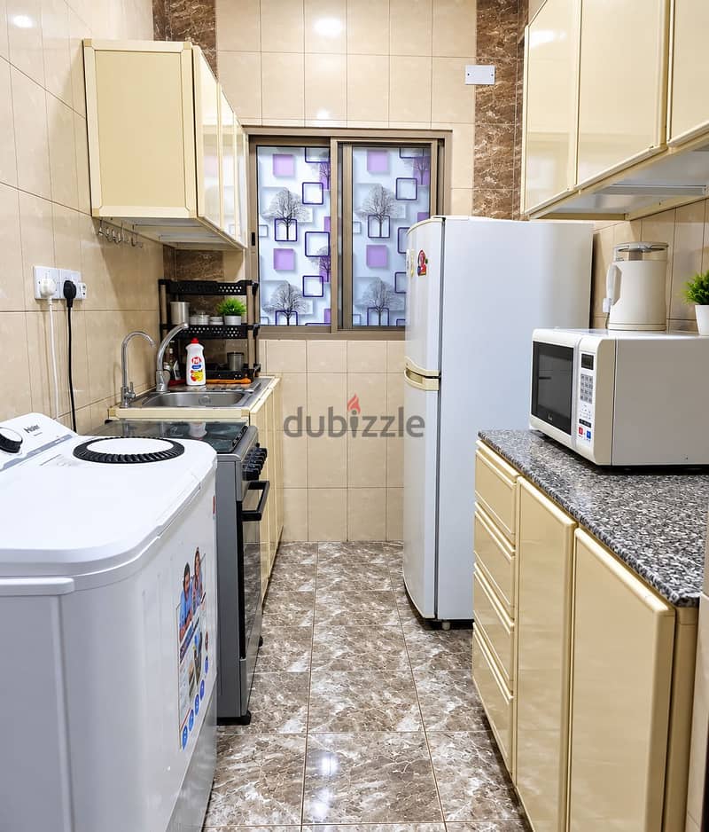Beautiful 1 bhk with Unlimited EWA 1