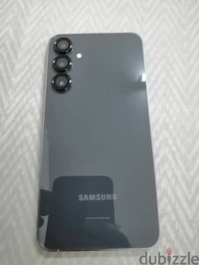Samsung Galaxy S23 FE 5g 128g i sale this phone