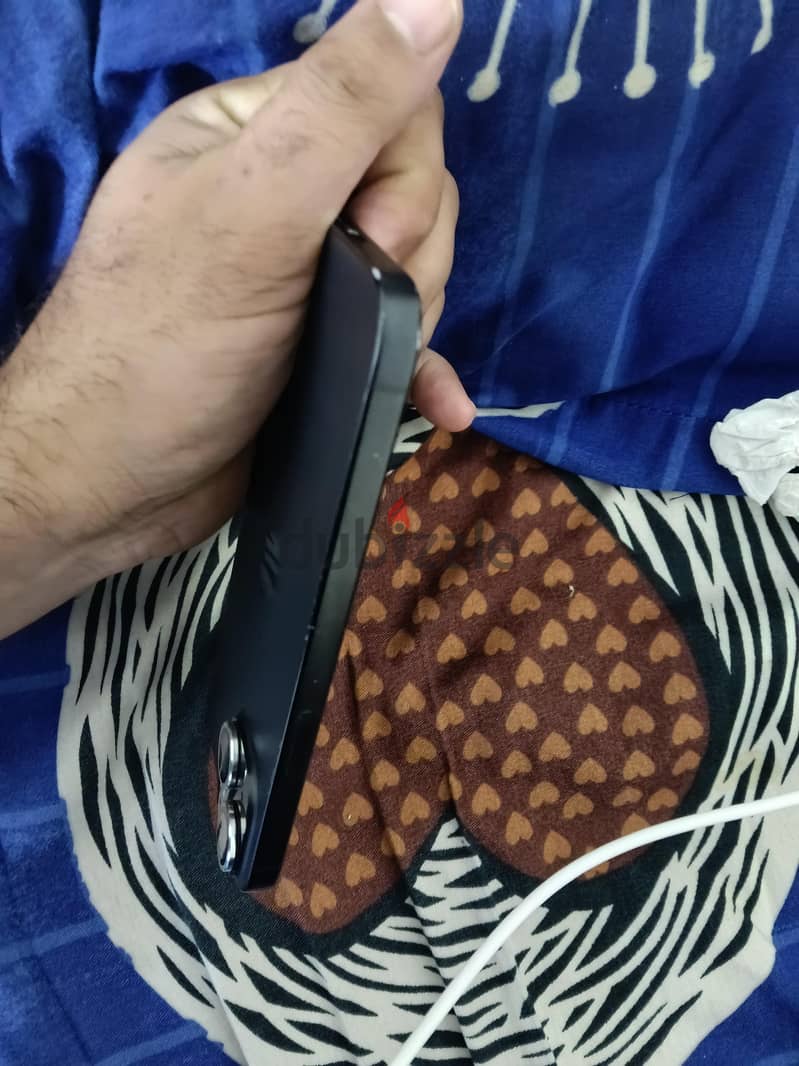 Apple - iPhone 15 3