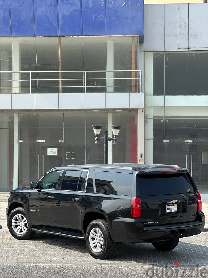 CHEVROLET SUBURBAN 4X4 2019 BLACK 2