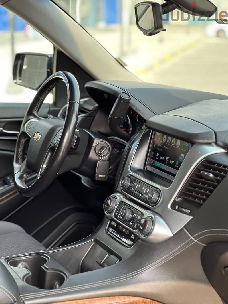 CHEVROLET SUBURBAN 4X4 2019 BLACK 7