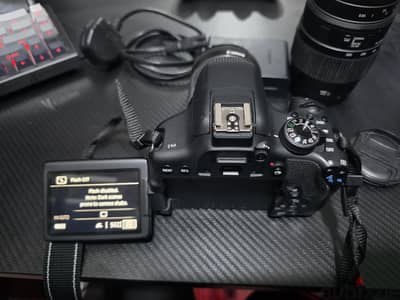 DSLR 750D with 2 lens In very good condition
