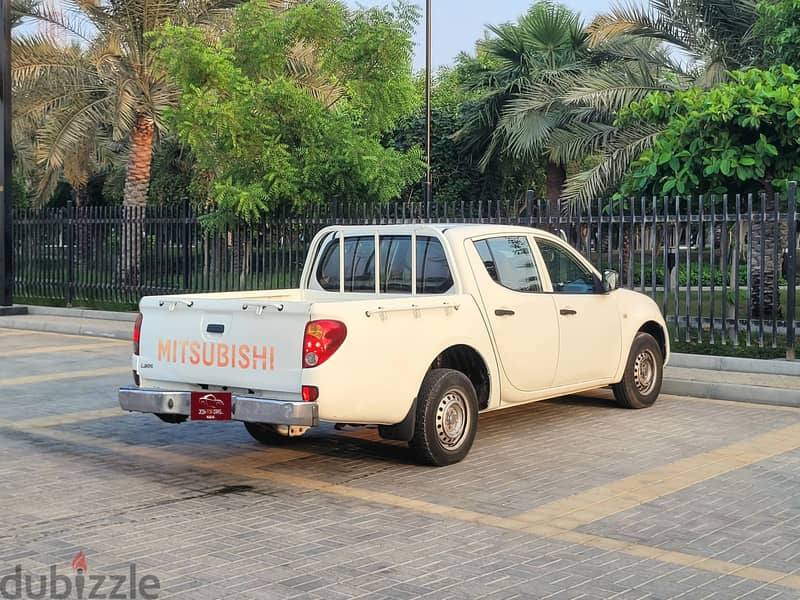 Mitsubishi L200 MODEL 2014 3