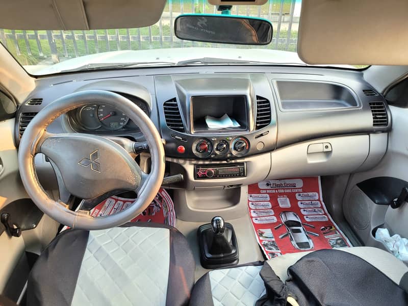 Mitsubishi L200 MODEL 2014 5