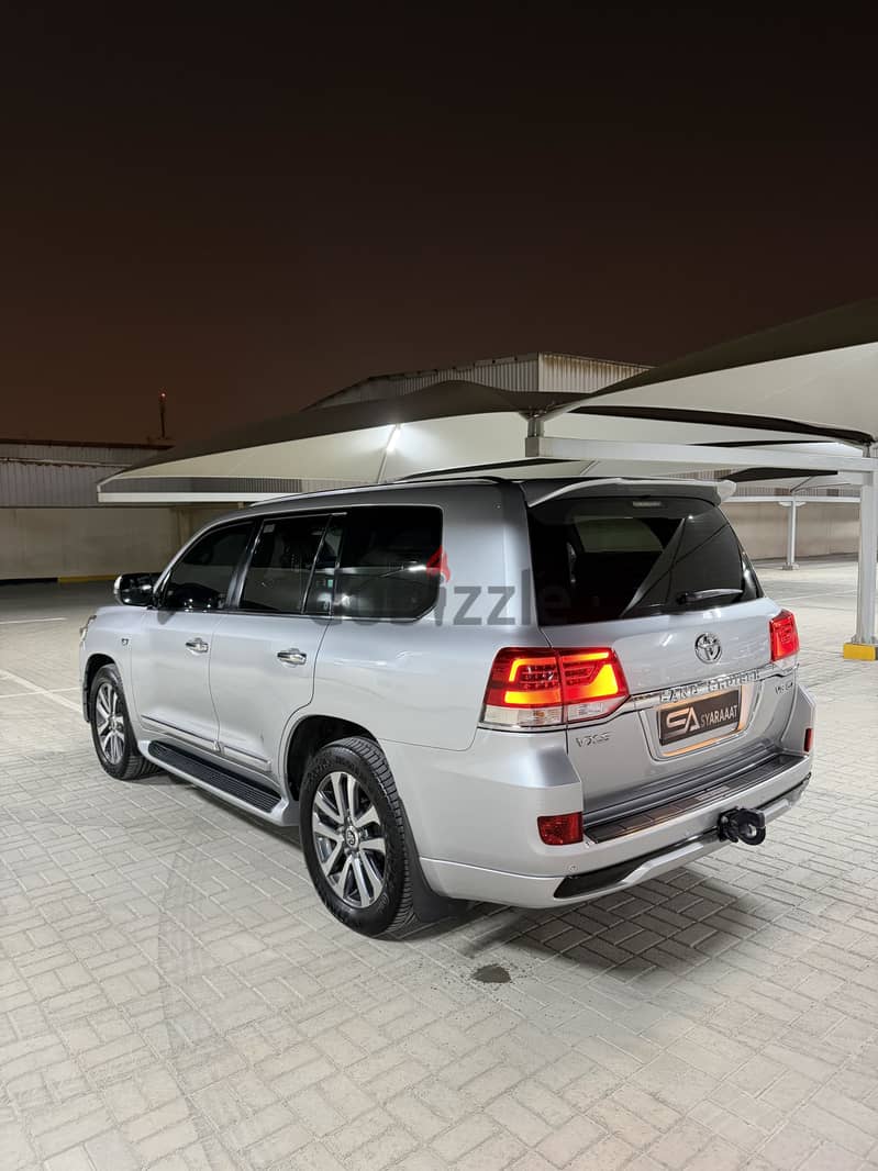 Toyota Land Cruiser 2016 7