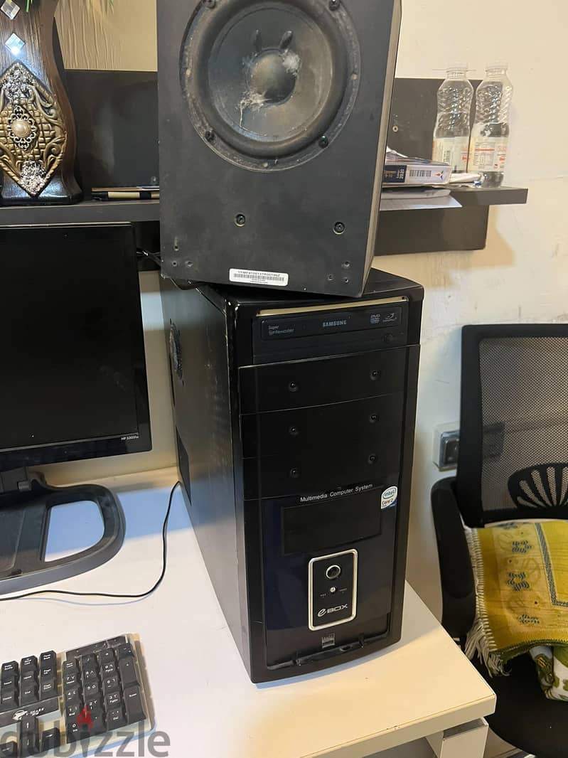 HP DESKTOP SET 1