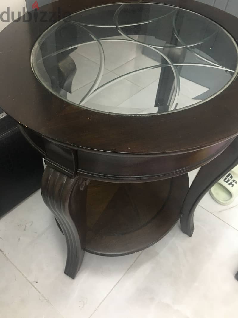Side wood table for sale 70x60 2