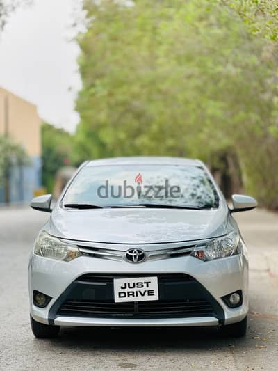 Toyota Yaris 1.3 2017 model well maintained excellent condition low mi