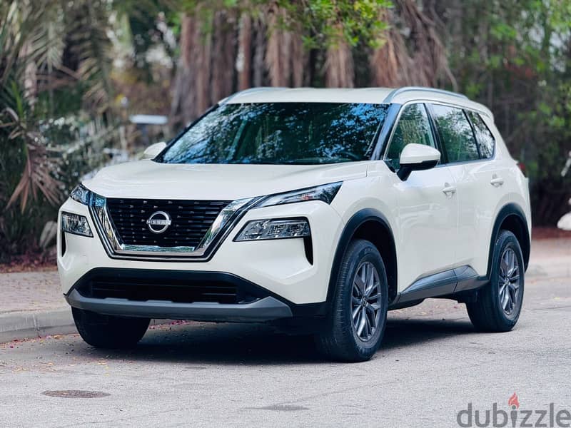 NISSAN X-TRAIL 2023 MODEL WITH SINGLE OWNER AND AGENCY MAINTAINED 5