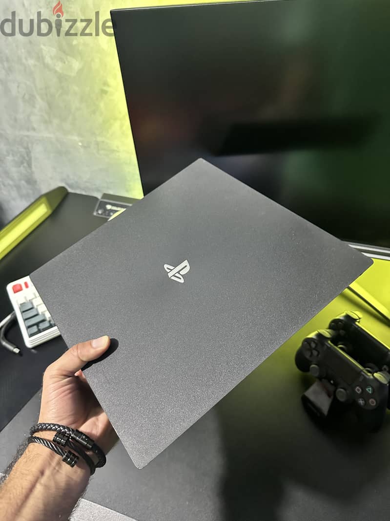 Ps4 pro 1tb 2