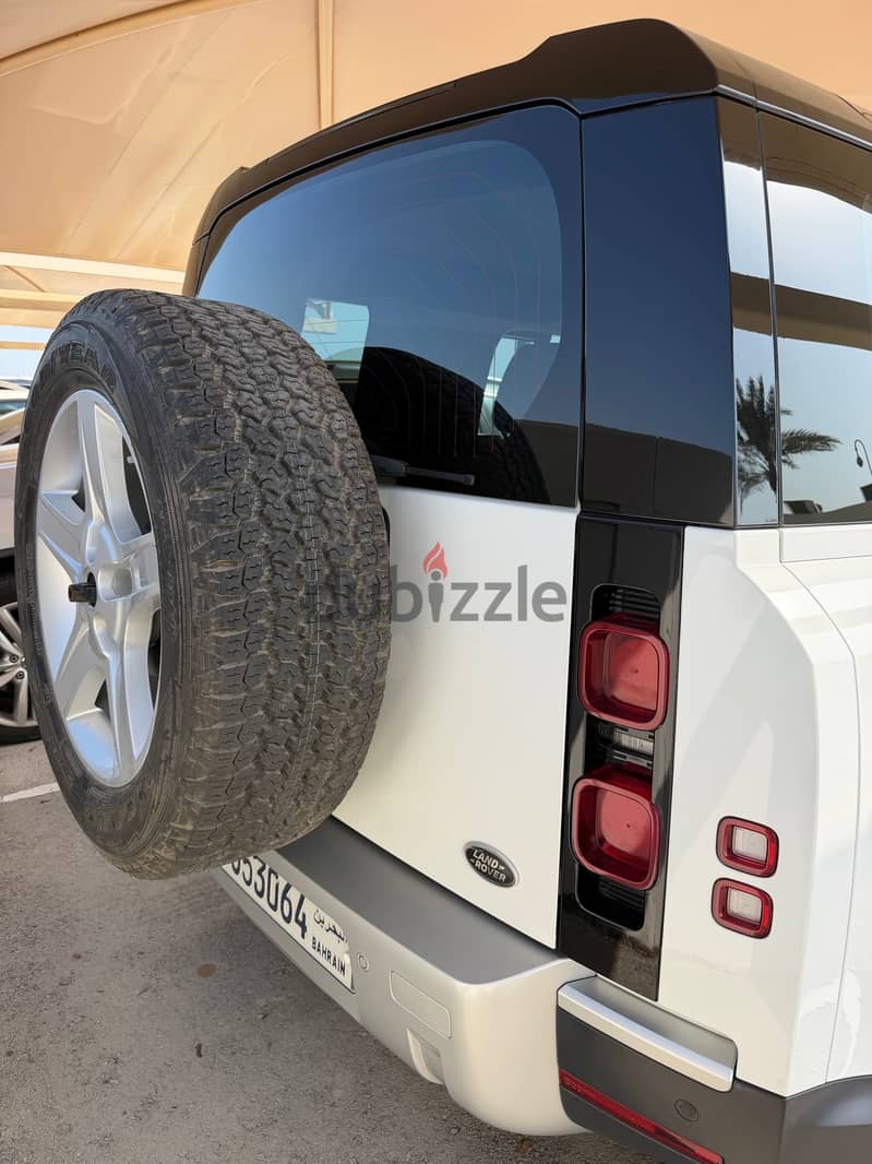 Land Rover Defender 2020 110 S (P300) 5