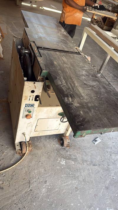 CARPENTER MACHINE