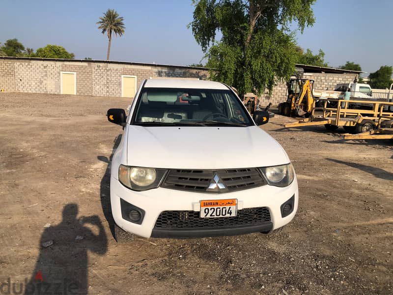 Mitsubishi Canter 2012 6 Wheel Trucks, Dump Truck and L200 Pickups 7