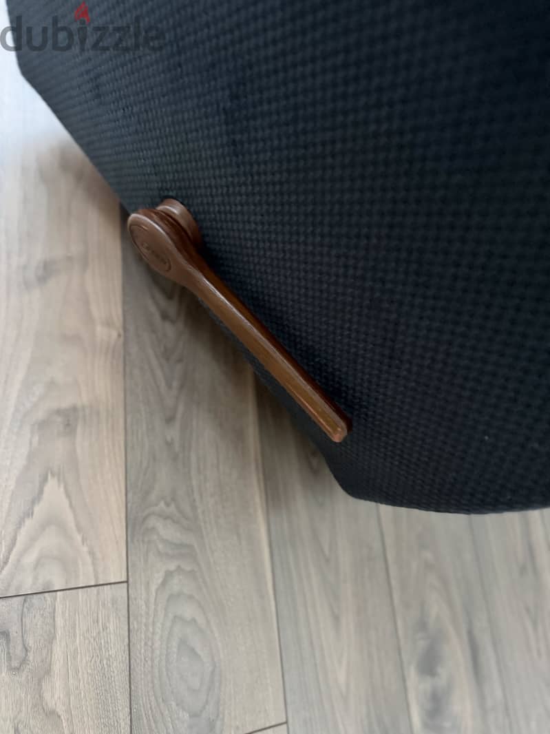 Dark Navy blue recliner 100 1