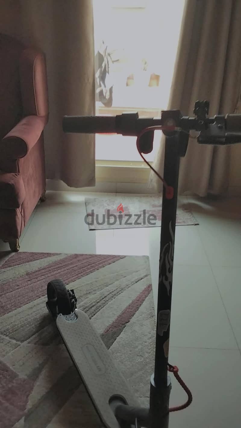 سكوتر للبيع ممتاز ب ١٧ د 2