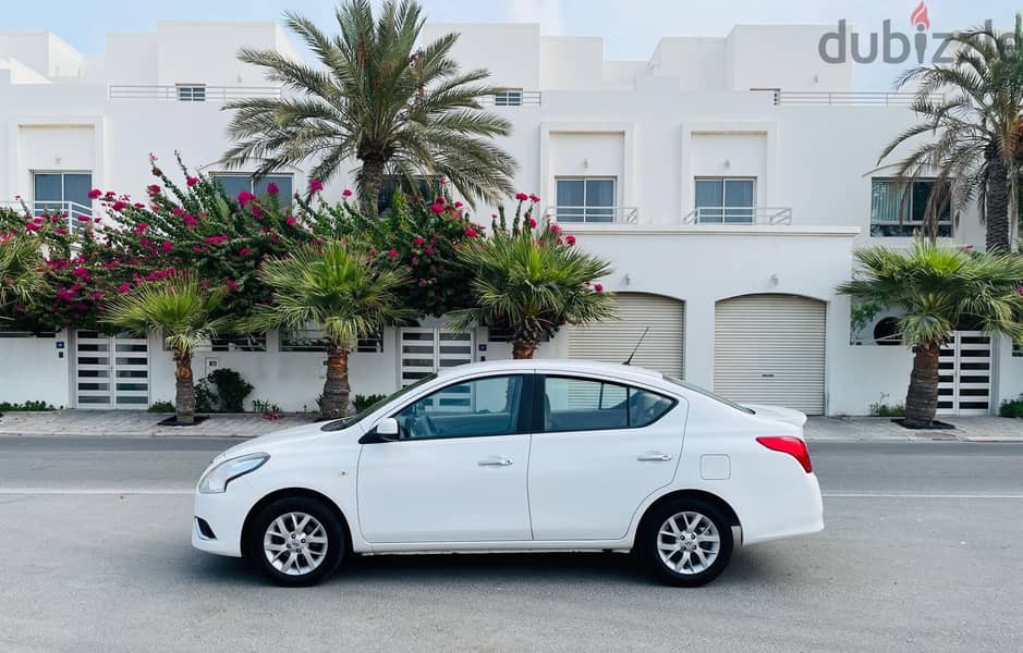 Nissan Sunny 2022 Sv Full option for sale 1 owner 1 minor report 13