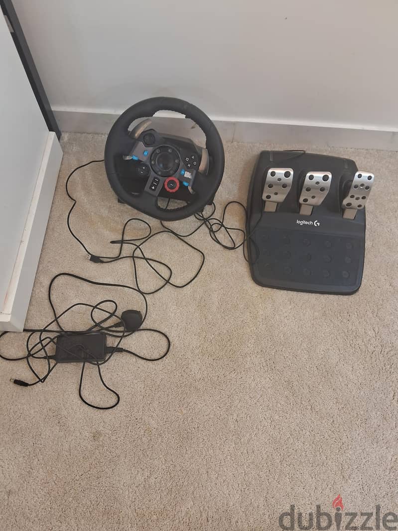 FOR SALE  G29  DRIVING FORCE RACING WHEELللبيع طقم  مقود سترنغ  مع 8