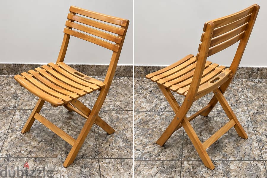 2 Plastic Folding Chairs with Cushions 1