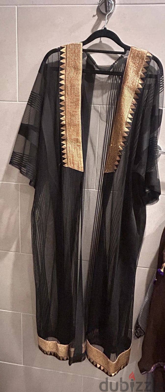 Ladies abaya / bisht 2