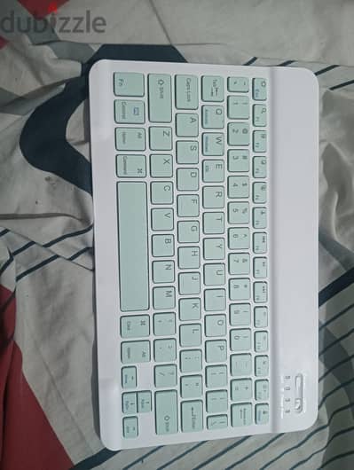 Bluetooth keyboard and mouse for sale 1bd