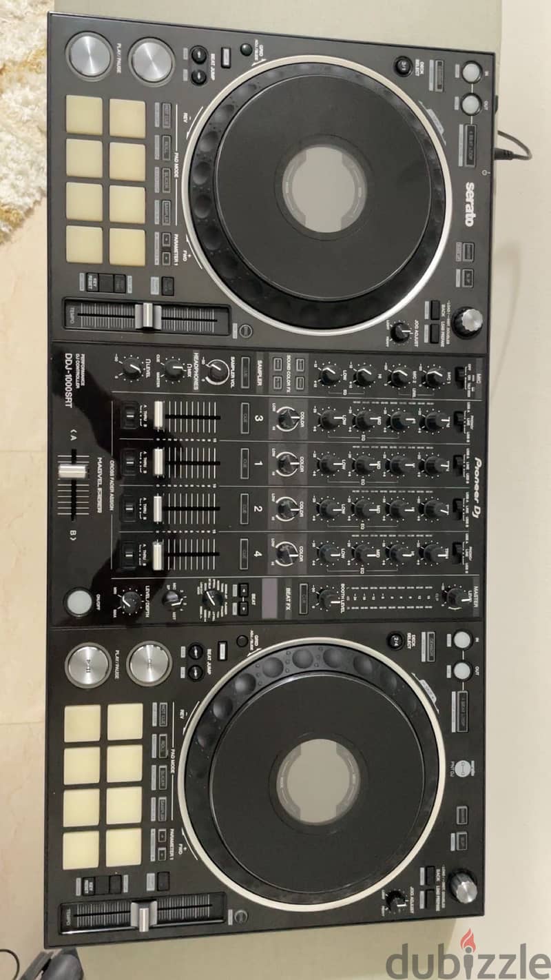 للبيع جهاز دي جي سراتو Dj 1000srt 1