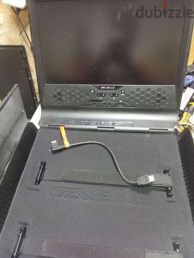 game monitor 17.3inch