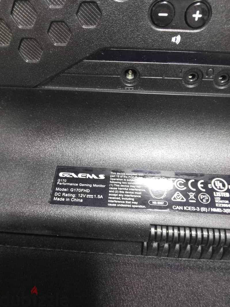game monitor 17.3inch 1