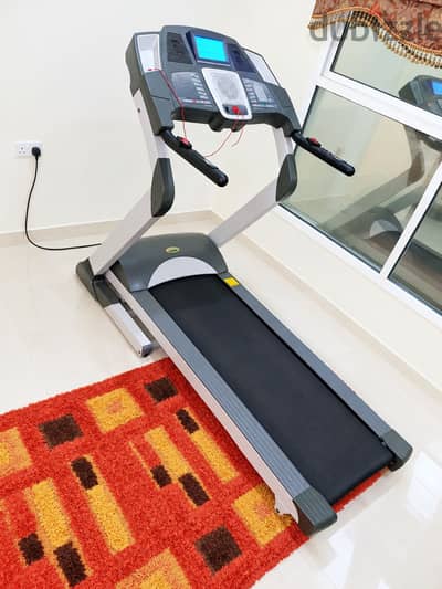 Heavy duty motorized Treadmil for sale