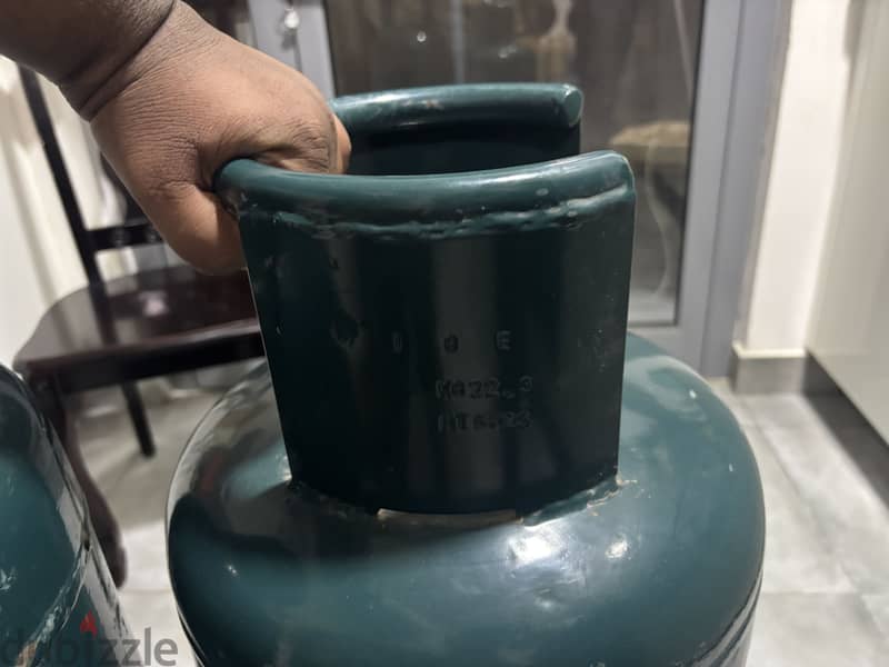 Used 20KG Bahrain Gas cylinders for sale (25BD each) 5