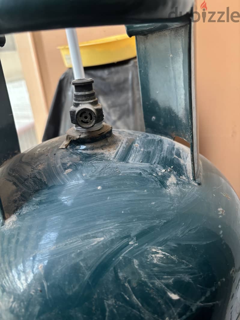 Used 20KG Bahrain Gas cylinders for sale (25BD each) 7
