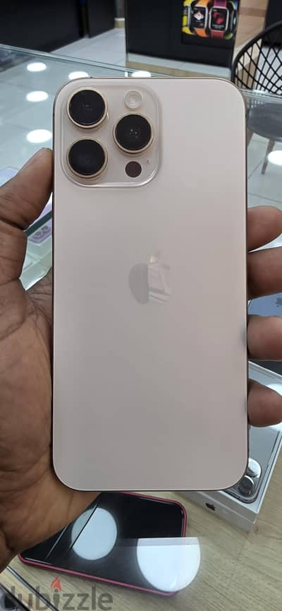 Apple - iPhone 16 Pro Max