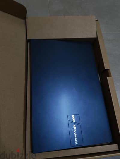ASUS Vivobook (X1504VA)