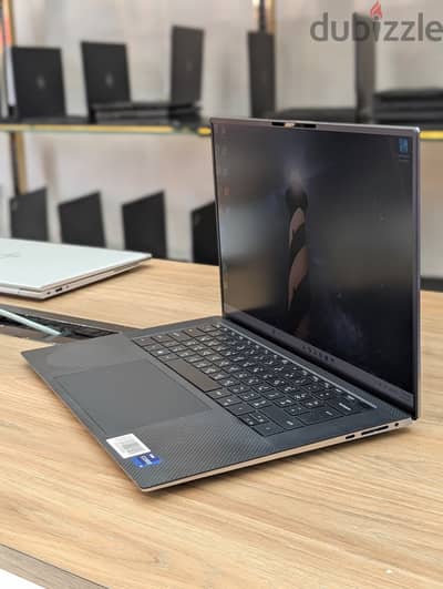 Dell Precision 5560 Core i9-11th Generation.