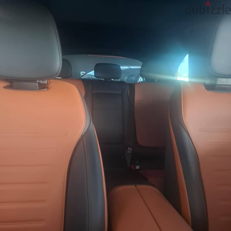 Mercedes-Benz GLC 200 2025 10