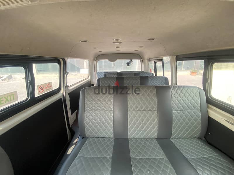 Toyota Hiace 2016 white 4