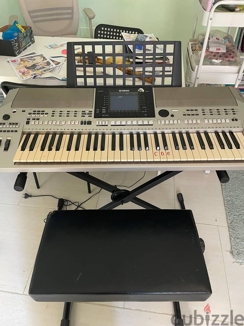 Yamaha Keyboard Piano PSR OR700 3