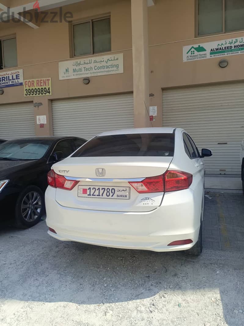 Honda City 2016 Urgent Sale (low petrol Usage) 4