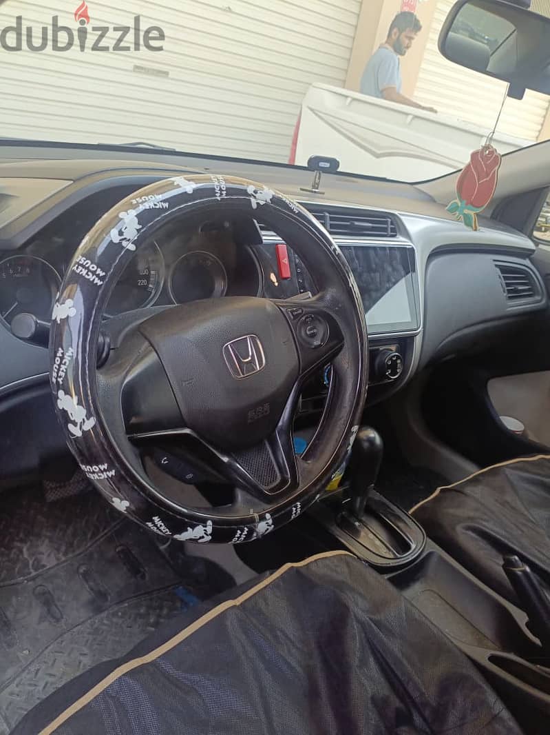 Honda City 2016 Urgent Sale (low petrol Usage) 6