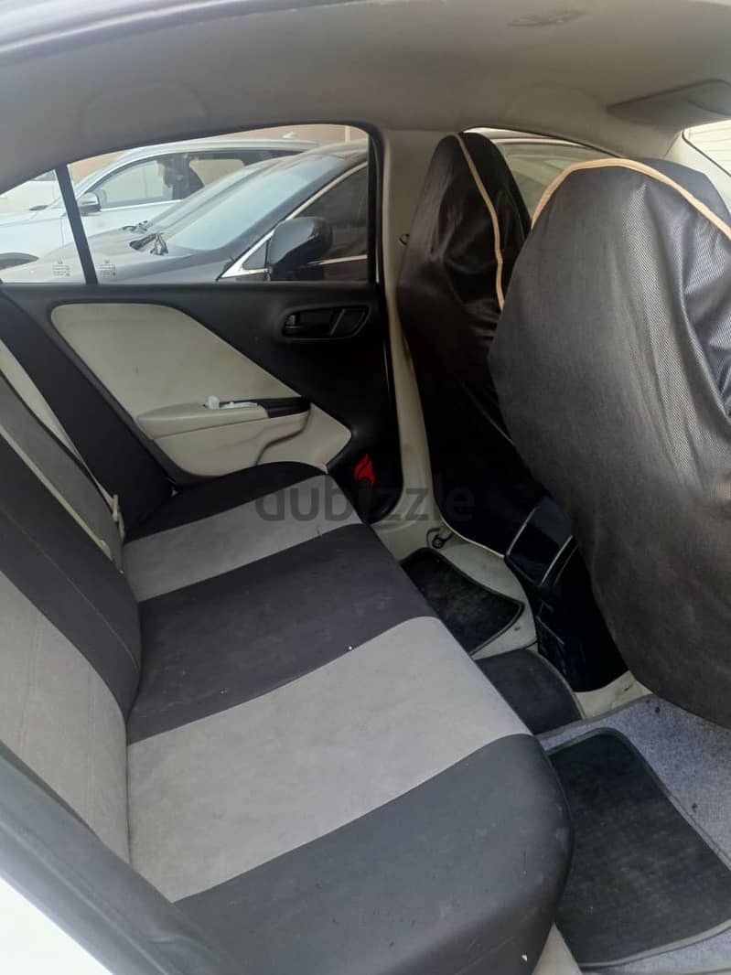 Honda City 2016 Urgent Sale (low petrol Usage) 7